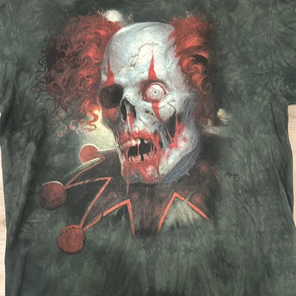 The Mountain Men’s XL Tshirt with decaying clown graphic - Picture 3 of 7